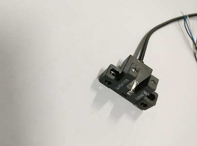 電渦流傳感器有什么缺點(diǎn)，與電渦流式傳感器有什么不同？