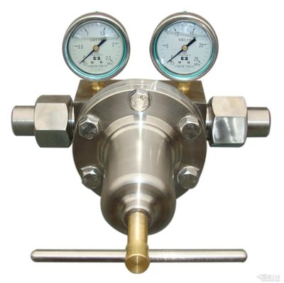 氮?dú)馄繙p壓閥